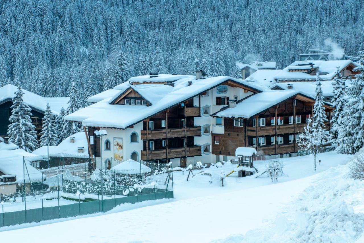 Hotel Alpe Canazei Exterior photo