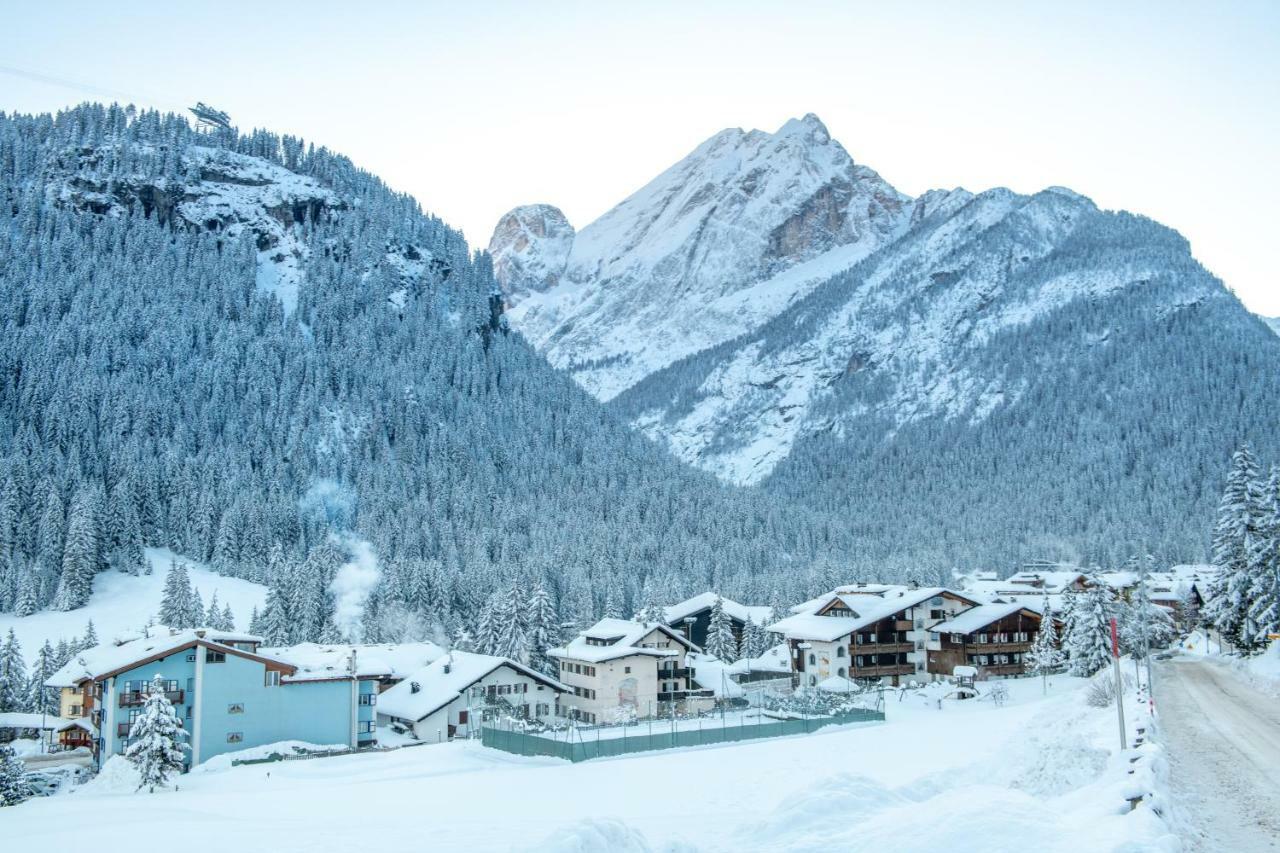 Hotel Alpe Canazei Exterior photo